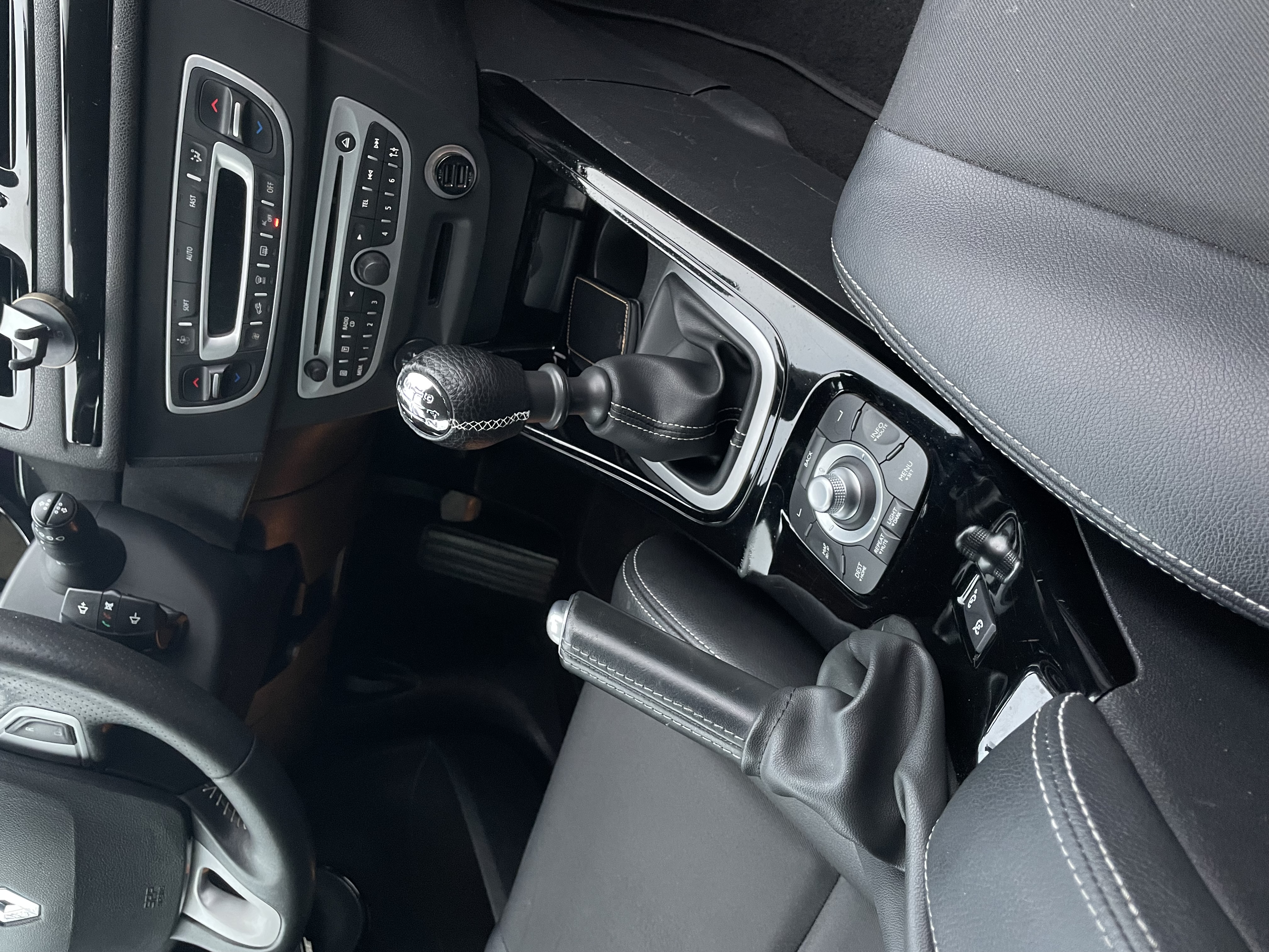 Console Centrale Propre